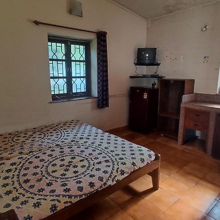 Hill View Guest House Andzsuna Kültér fotó